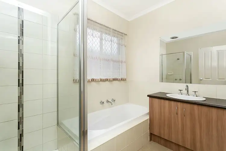 Sixth view of Homely unit listing, 2/12 Lisa Place, Wallan VIC 3756