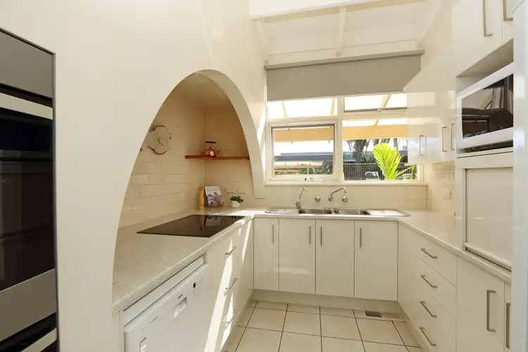 Fifth view of Homely house listing, 7 Willowood Dr, Urrbrae SA 5064