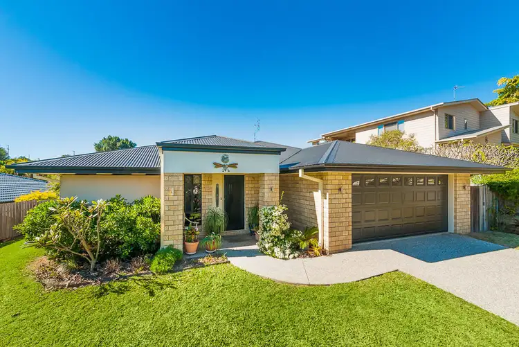 5 Rainbow Court, Woombye QLD 4559