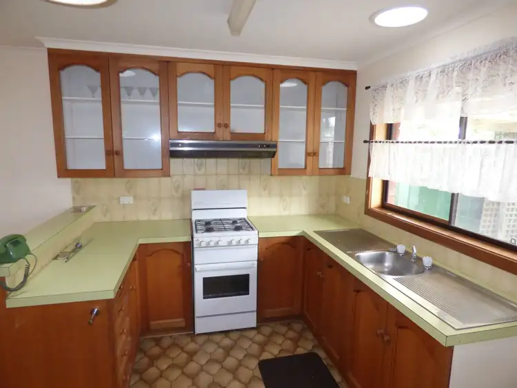 Second view of Homely unit listing, 3/2 Evelyn Street, Moe VIC 3825