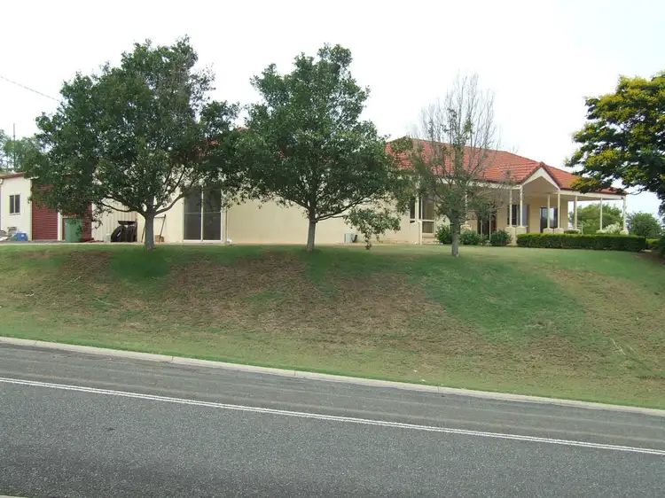 2 Hooper Drive, Plainland QLD 4341