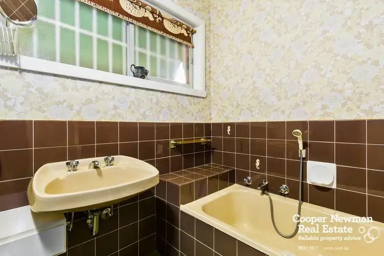 Sixth view of Homely house listing, 2 Sartori Street, Burwood East VIC 3151