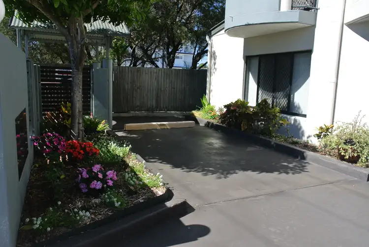 Third view of Homely unit listing, 6/9 McNaughton St, Redcliffe QLD 4020