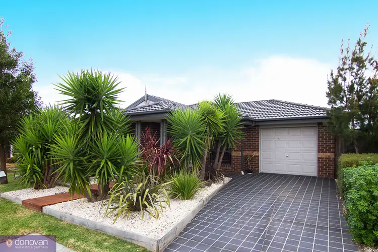 Second view of Homely house listing, 14 Lombardi Close, Skye VIC 3977