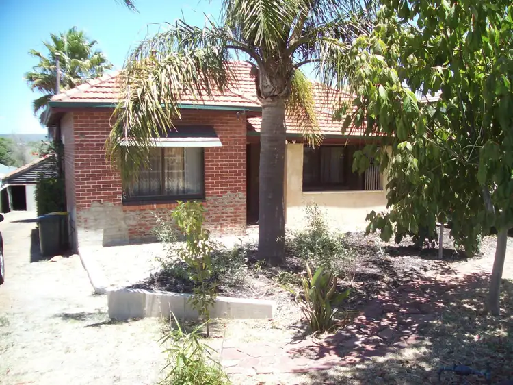 109 Deakin Street, Collie WA 6225