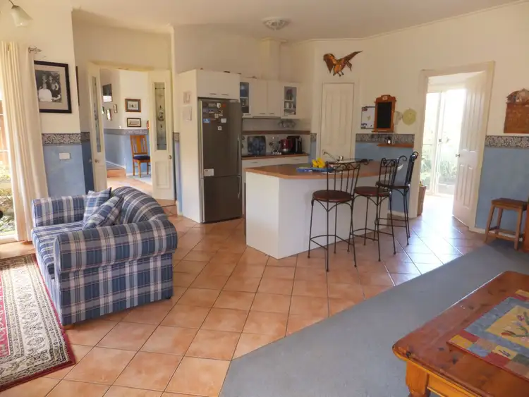 Seventh view of Homely house listing, 4 Charlton Place, Bairnsdale VIC 3875