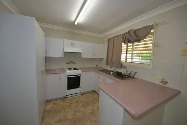 Fifth view of Homely house listing, 2 Sydney King Close, Gracemere QLD 4702