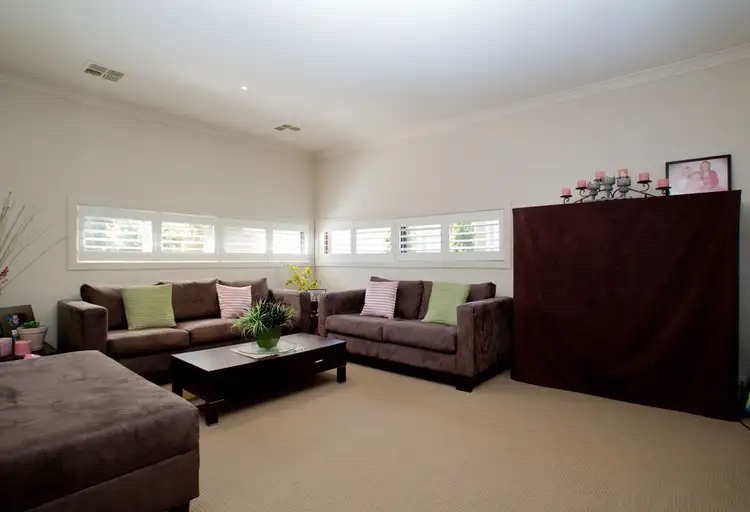 Sixth view of Homely house listing, 7 Tununga Circuit, Kangaroo Flat VIC 3555