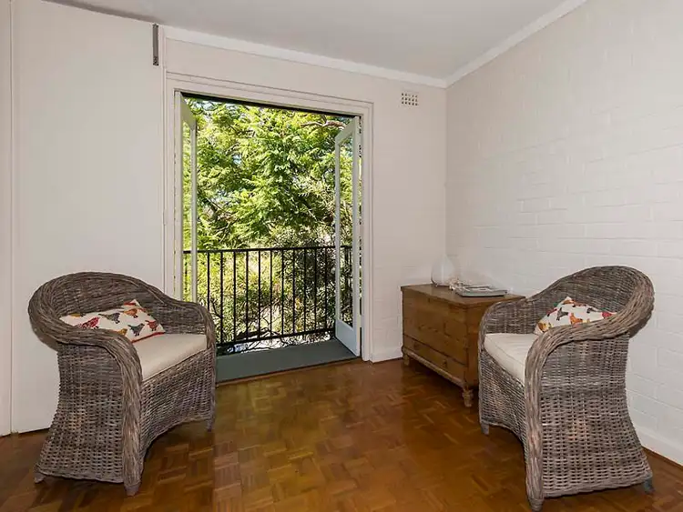 32/17 The Avenue, Crawley WA 6009