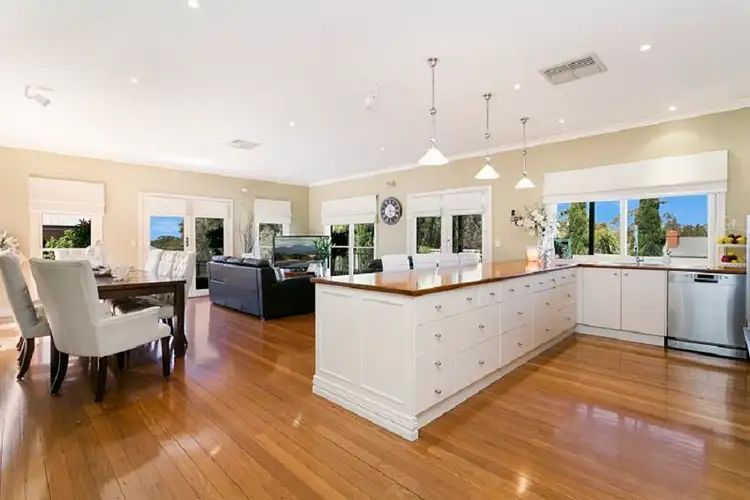Seventh view of Homely house listing, 3 Lakewood Drive, Kennington VIC 3550