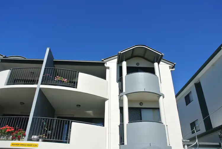 Second view of Homely unit listing, 6/9 McNaughton St, Redcliffe QLD 4020