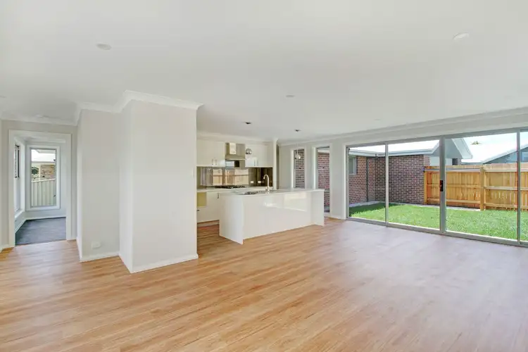 Fifth view of Homely unit listing, 18A Mccrossin Street, Uralla NSW 2358