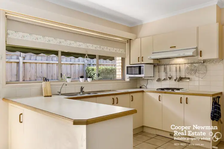 Sixth view of Homely unit listing, 2/19 Ophir Road, Mount Waverley VIC 3149