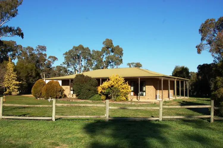 13-15 Locke Street, Ararat VIC 3377