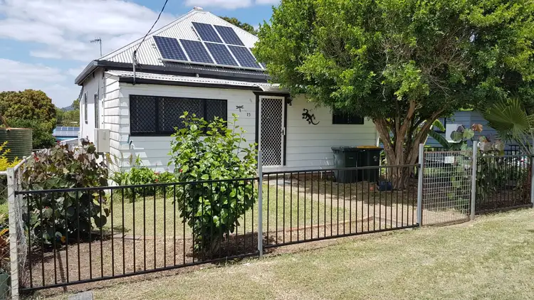 15 Grey Street, Walterhall QLD 4714