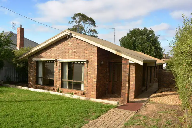 12 Fisher Street, Stawell VIC 3380