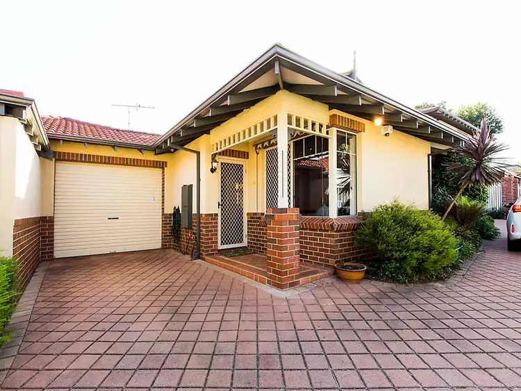 2/4 Townshend Avenue, Balcatta WA 6021
