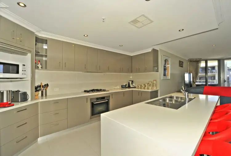 Sixth view of Homely apartment listing, 3/26 Treviso Mews, Mandurah WA 6210