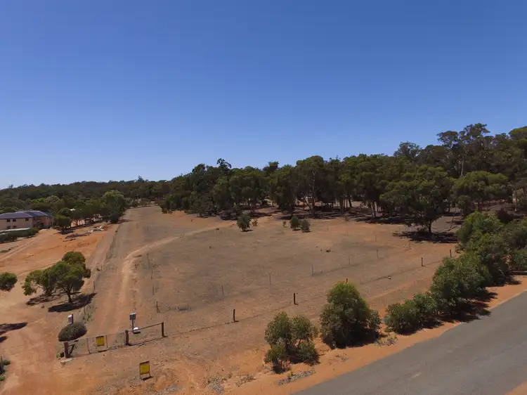 21 Scaevola Road, Toodyay WA 6566