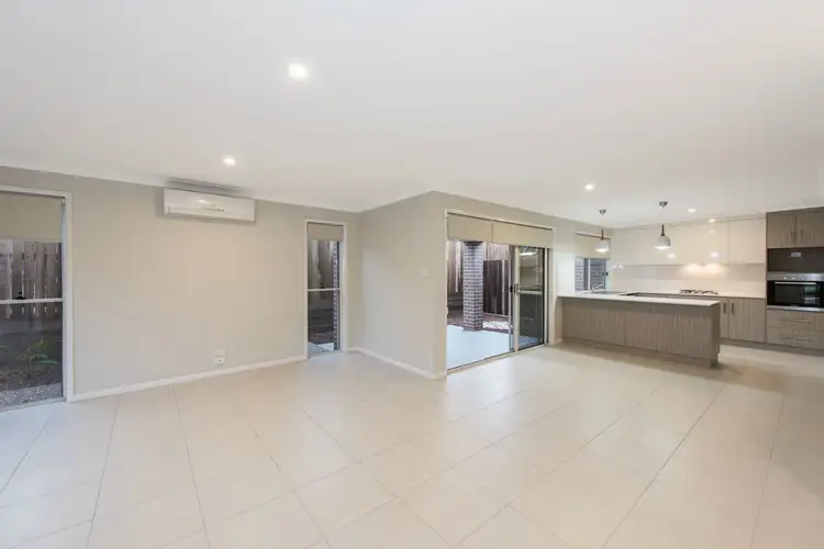Second view of Homely unit listing, 1/184 Kearney Street, Kearneys Spring QLD 4350