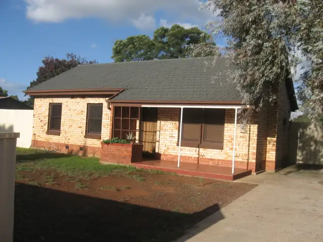 3 Davidson Road, Elizabeth Vale SA 5112