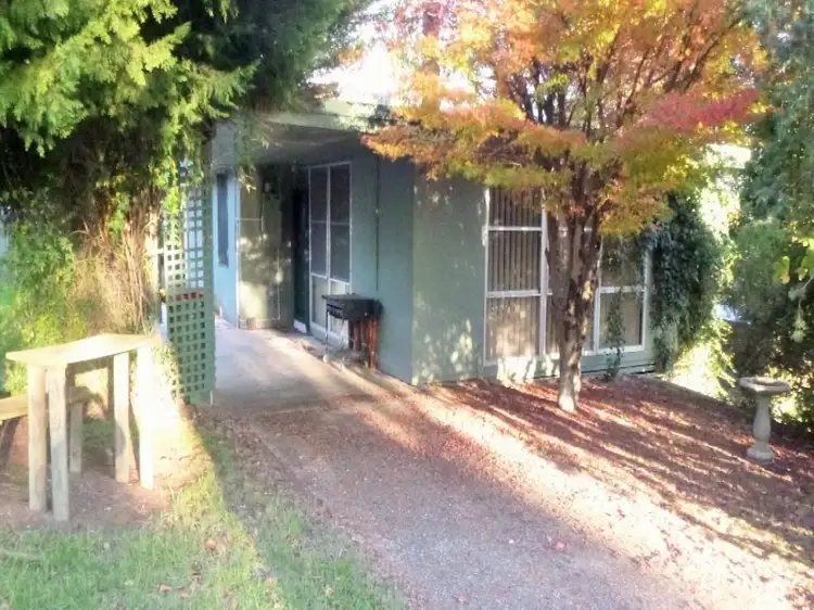 1a Jitema Street, Dartmouth VIC 3701