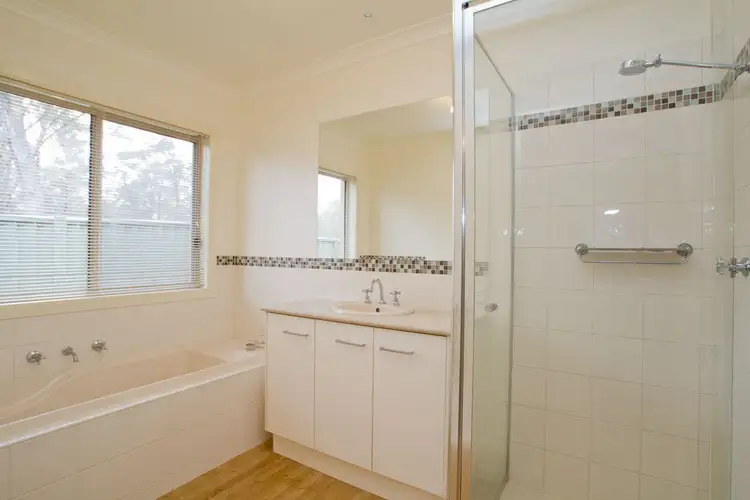 Sixth view of Homely house listing, 7 Aberdeen Drive, Junortoun VIC 3551