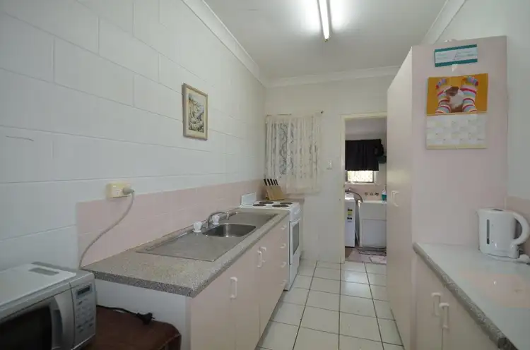 Second view of Homely unit listing, 324 Pinnacle Drive, Rasmussen QLD 4815