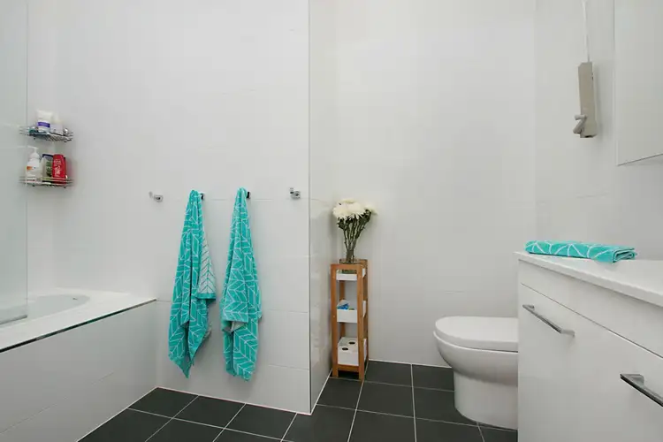 Sixth view of Homely unit listing, 2/7 Lind Avenue, Palm Beach QLD 4221