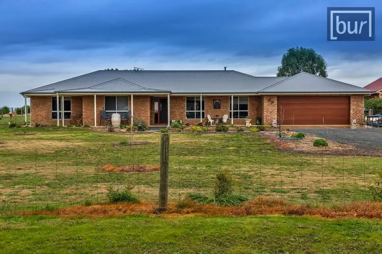 24-25 Fairway Cl, Howlong NSW 2643