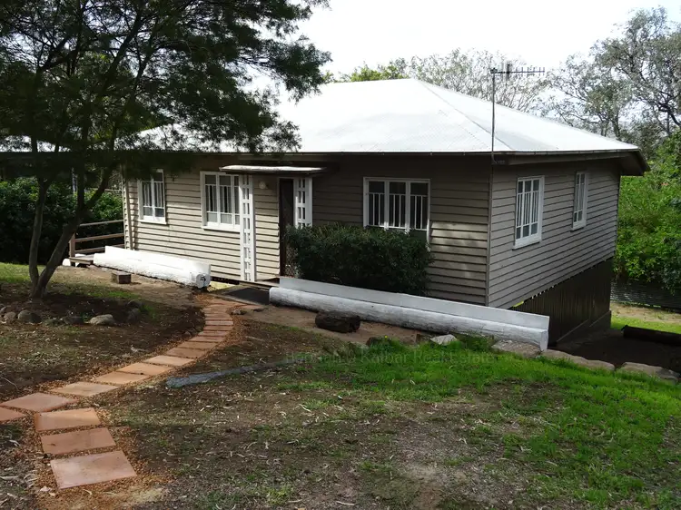 6 Mclauchlan St, Boonah QLD 4310