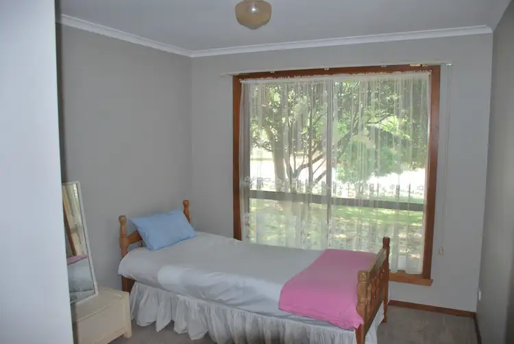 Seventh view of Homely house listing, 1 Hiles Court, Tocumwal NSW 2714