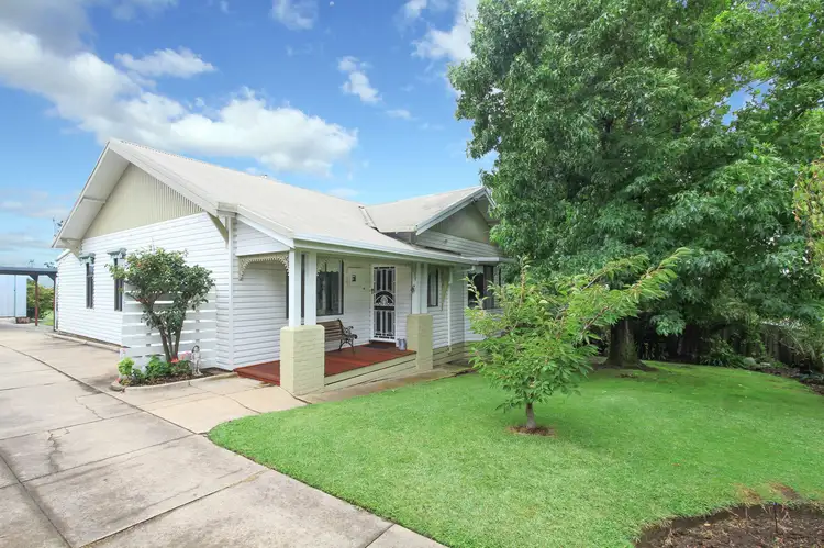 4 Mills Street, Maffra VIC 3860