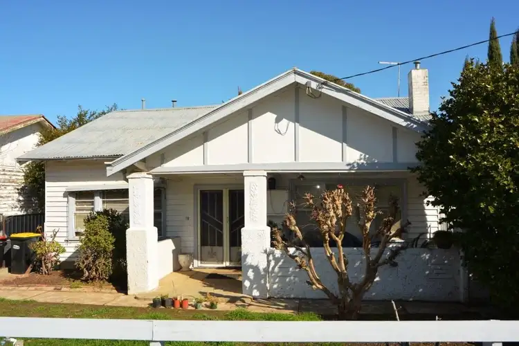 16 Fisher Street, Stawell VIC 3380