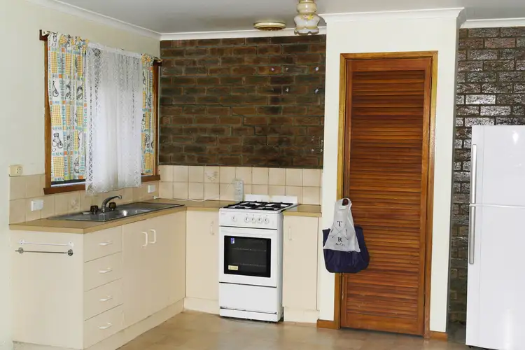 Second view of Homely unit listing, 7, Maskrey Lodge/18 Gwalia Street, Traralgon VIC 3844