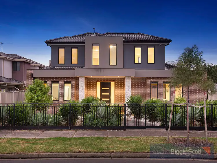 1/18 Churchill Avenue, Maidstone VIC 3012