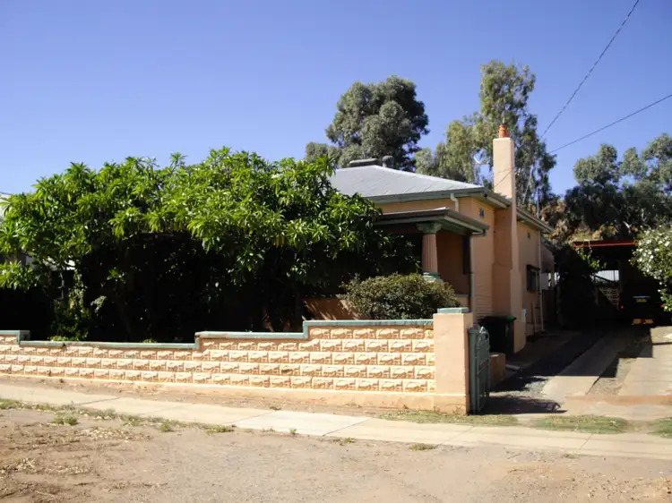 207 Wills Street