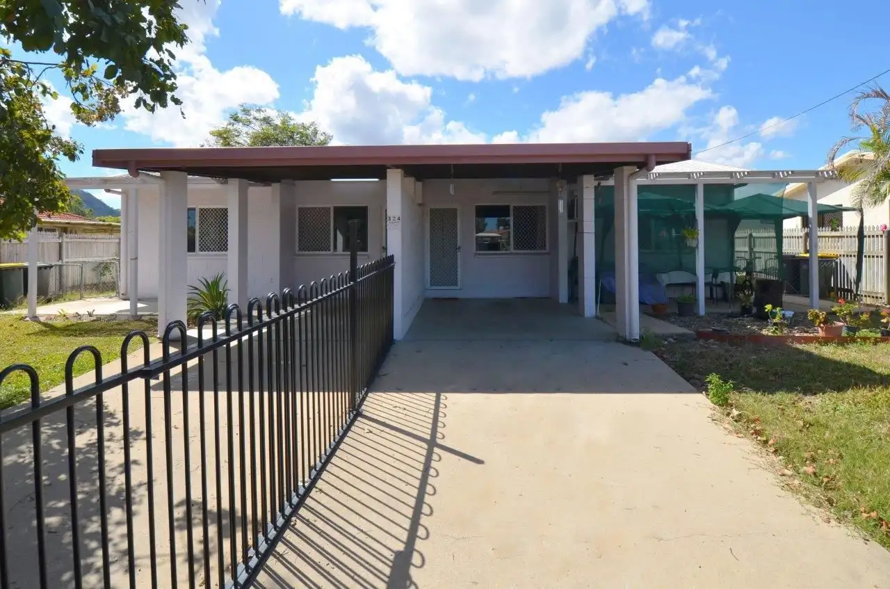 Main view of Homely unit listing, 324 Pinnacle Drive, Rasmussen QLD 4815