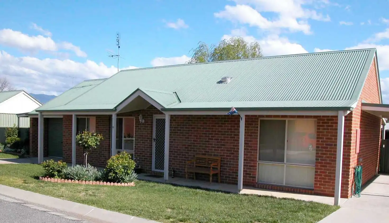 Main view of Homely unit listing, 9 Maple Court, Myrtleford VIC 3737