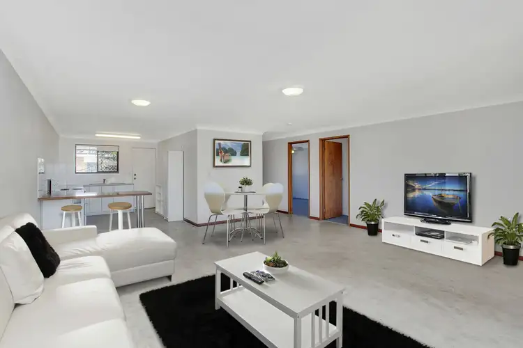 2/22 Peter Parade, Mermaid Waters QLD 4218