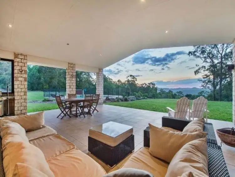 14 Larcombe Drive, Wongawallan QLD 4210