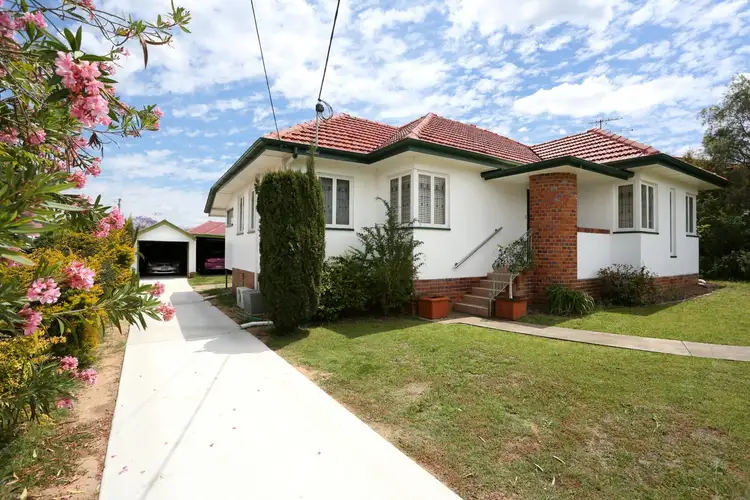 25 Coolibah Street, Silkstone QLD 4304