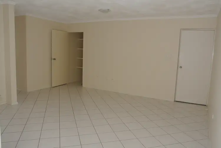 Fourth view of Homely unit listing, 2/10 Meredith St, Redcliffe QLD 4020
