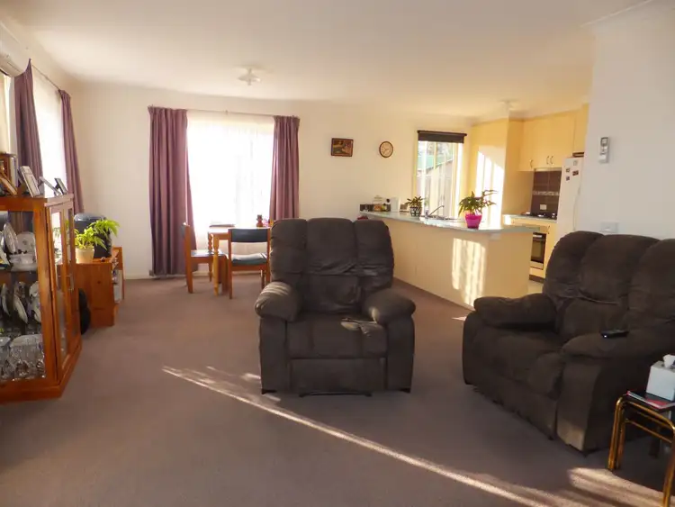 Fifth view of Homely house listing, 10 Howitt Avenue, Lindenow VIC 3865