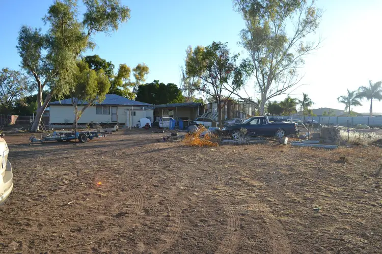 11 Croft Road, Mount Isa QLD 4825