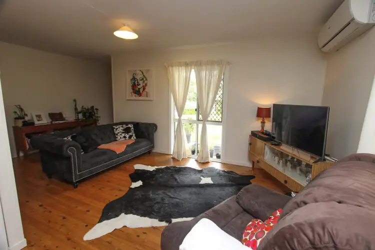 212 Tor St, Rockville QLD 4350