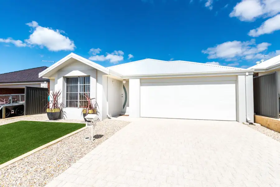 Main view of Homely house listing, 21 Holbeck Way, Baldivis WA 6171
