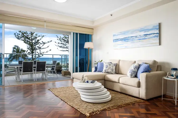 205/110 Marine Parade, Coolangatta QLD 4225
