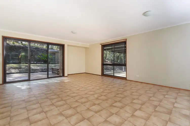 Fifth view of Homely house listing, 4 Milford Ct, Eatons Hill QLD 4037