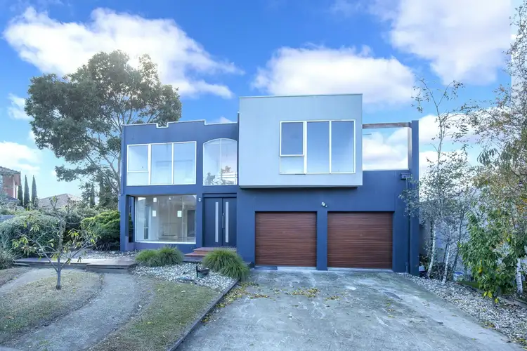 7A Downland Square, Avondale Heights VIC 3034